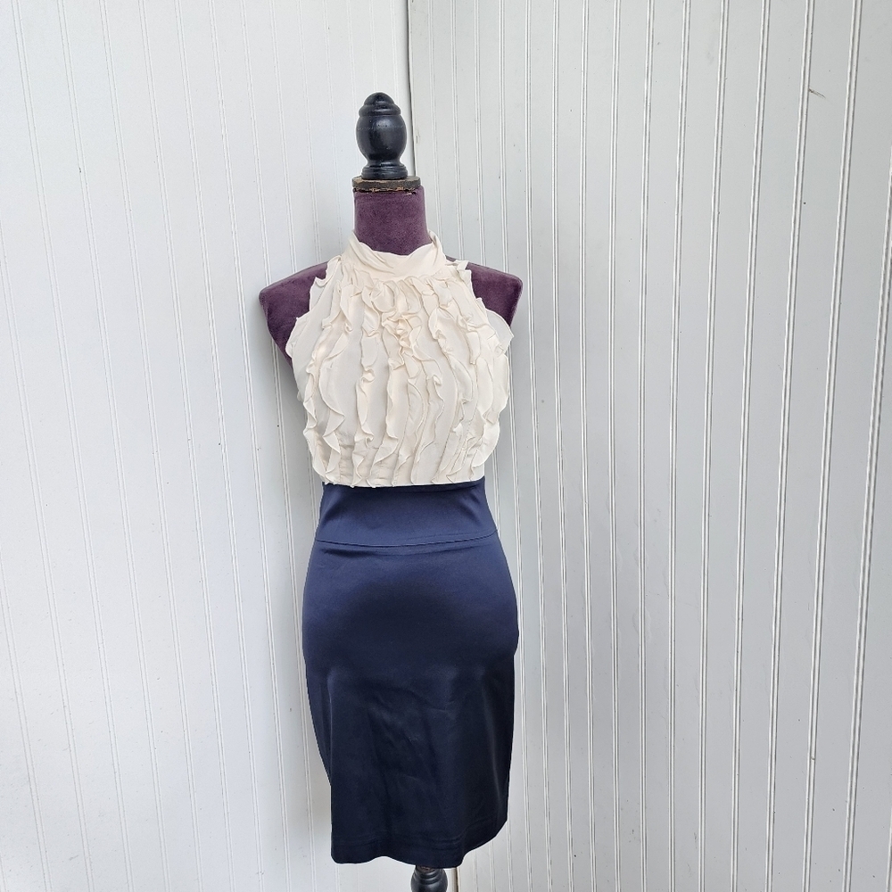 BCBG Maxazria 100% silk Cream Navy Blue Halter Dress Blouson Coctail Ruffle Sz 2
